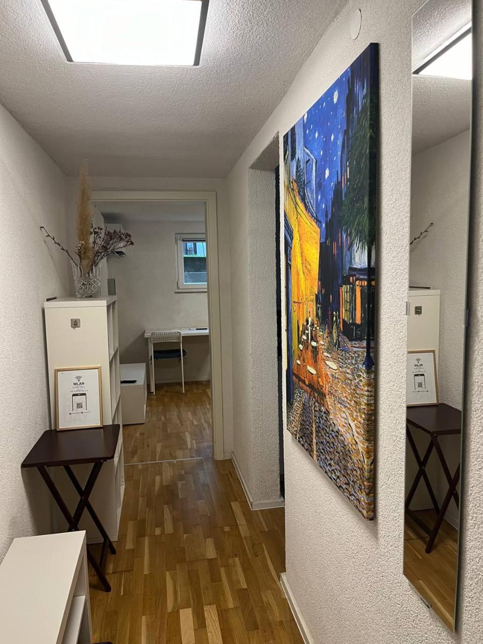 Modernes Studio Mit Separater Kueche ロイトリンゲン エクステリア 写真